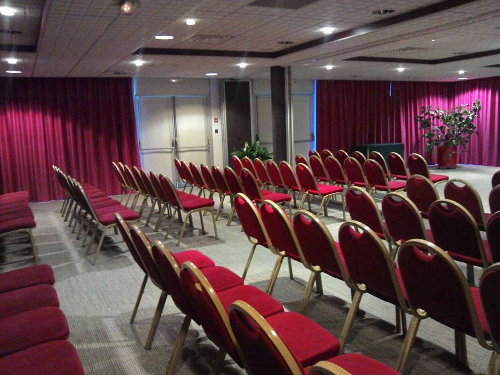 Mercure Vannes Le Port Экстерьер фото
